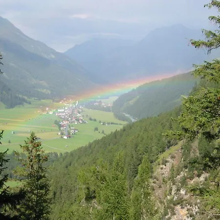 Haus Tina * Bach (Tyrol)