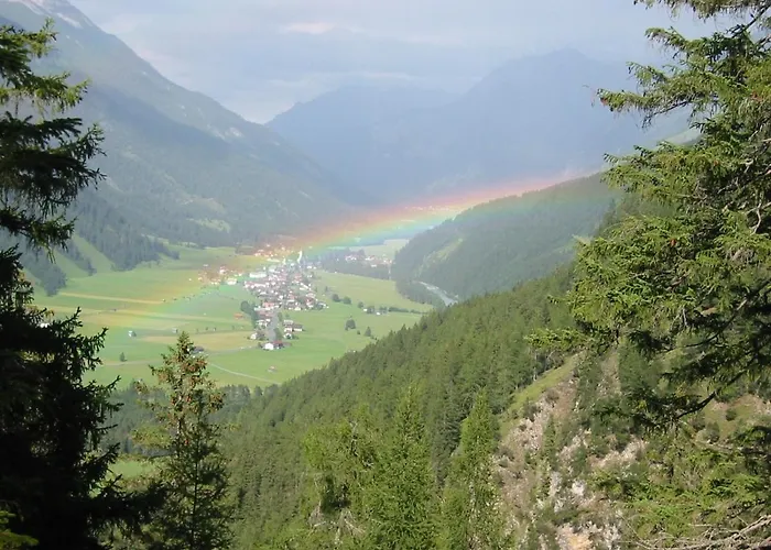 Haus Tina * Bach (Tyrol)