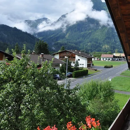 Apartment Haus Tina Bach (Tyrol)