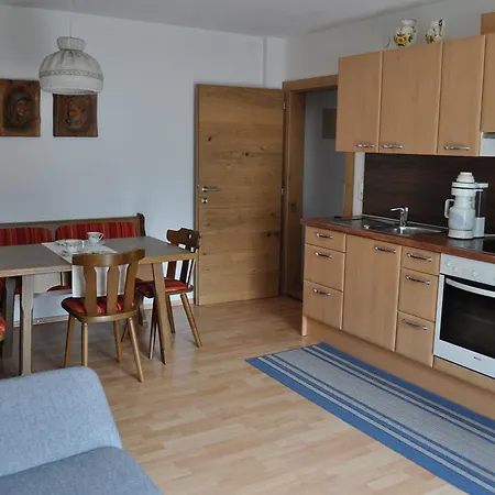 Haus Tina Apartment *