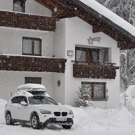 Haus Tina Apartamento